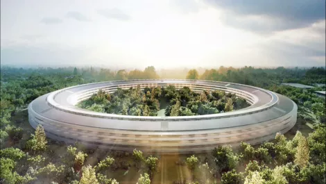 Architecture critic slams Apple campus