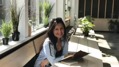 iPhone owners more likely to play audio aloud in public